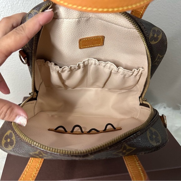 Louis Vuitton Spontini 2 Way Monogram Bag with LV Box - Picture 10 of 15